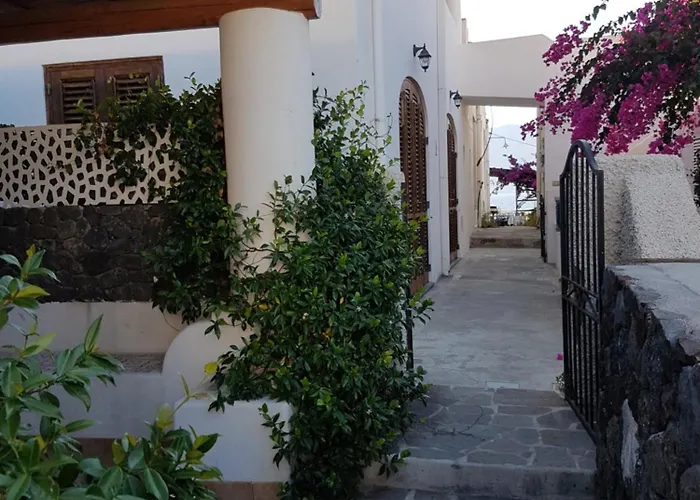 Di Daniela Saltalamacchia Acquacalda