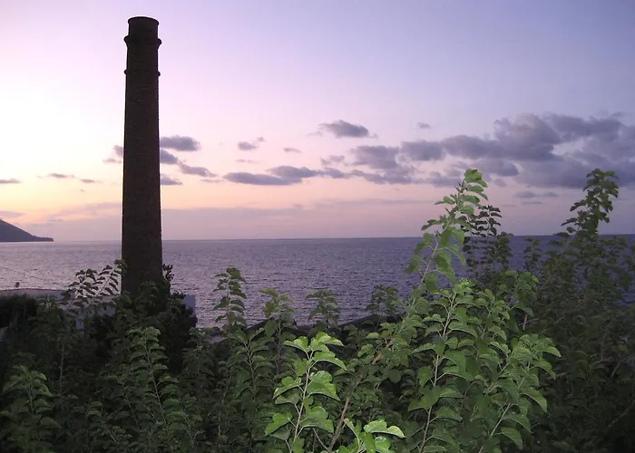 Di Daniela Saltalamacchia Acquacalda