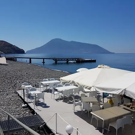 Di Daniela Saltalamacchia